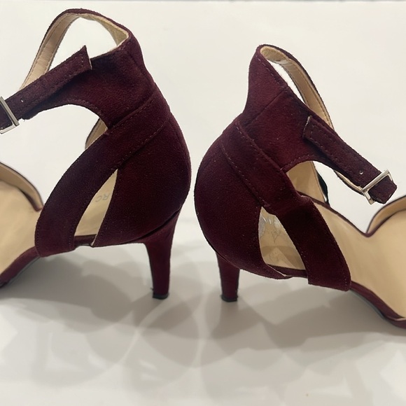 Marc Fisher Burgundy Nimble2 Ankle Strap Pointed Toe Heels - Picture 8 of 11
